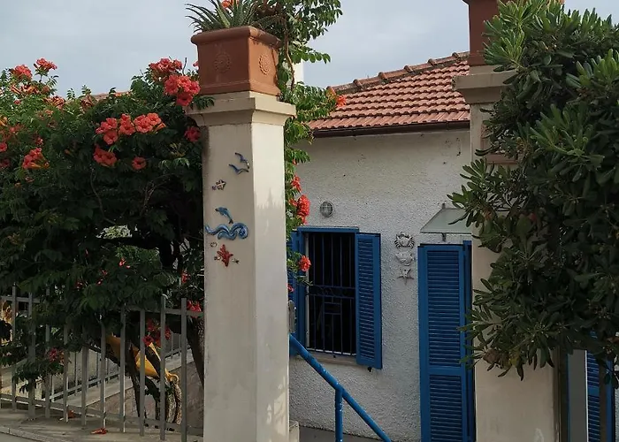Villa la baracca dei pescatori Follonica